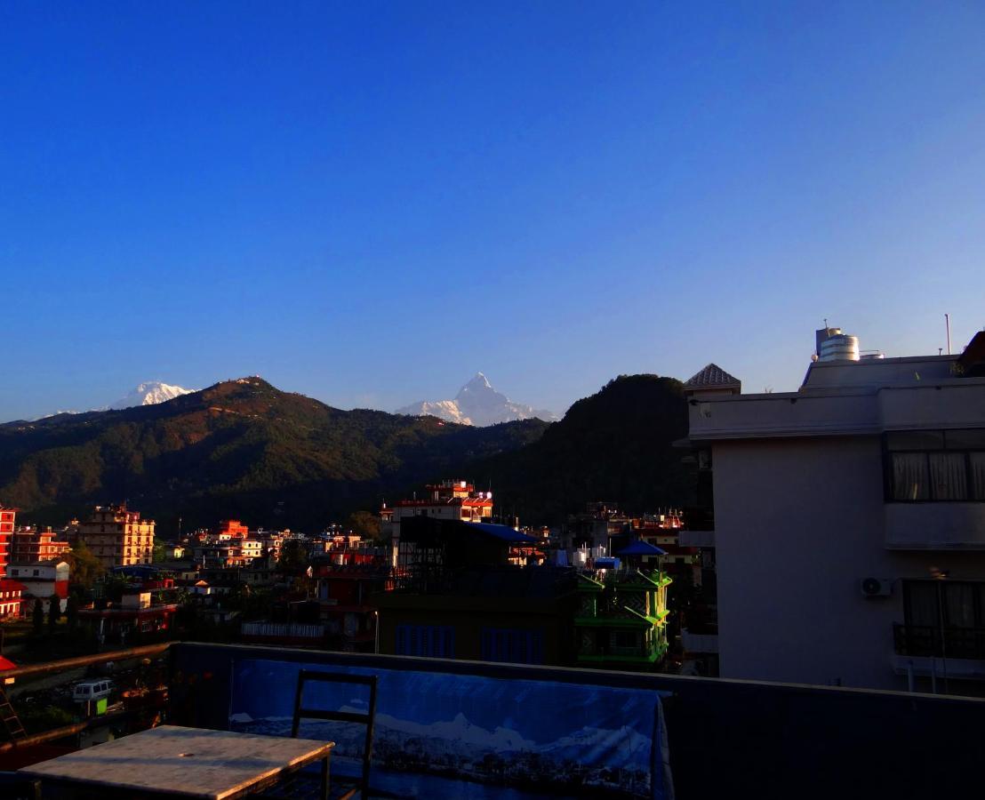 Hotel Hakoniwa Pokhara Exterior photo